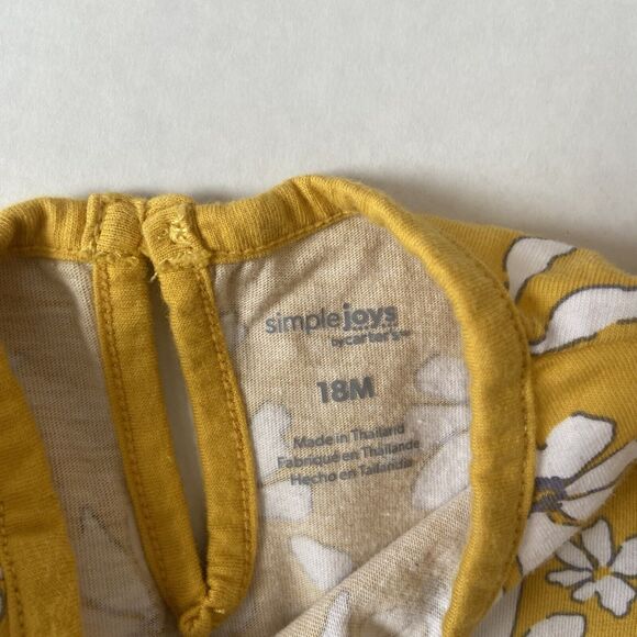 Simple Joys By Carter’s & Carters 18 Month Girl Dresses | Lot of 4 - Picture 14 of 14